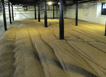 Van wat wordt whisky gemaakt